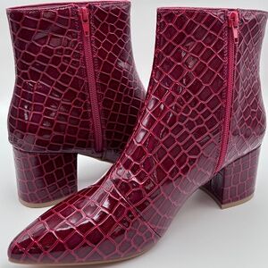 Nightlife Ankle Boot by Sugar in a Red Crocodile Women's Size 8